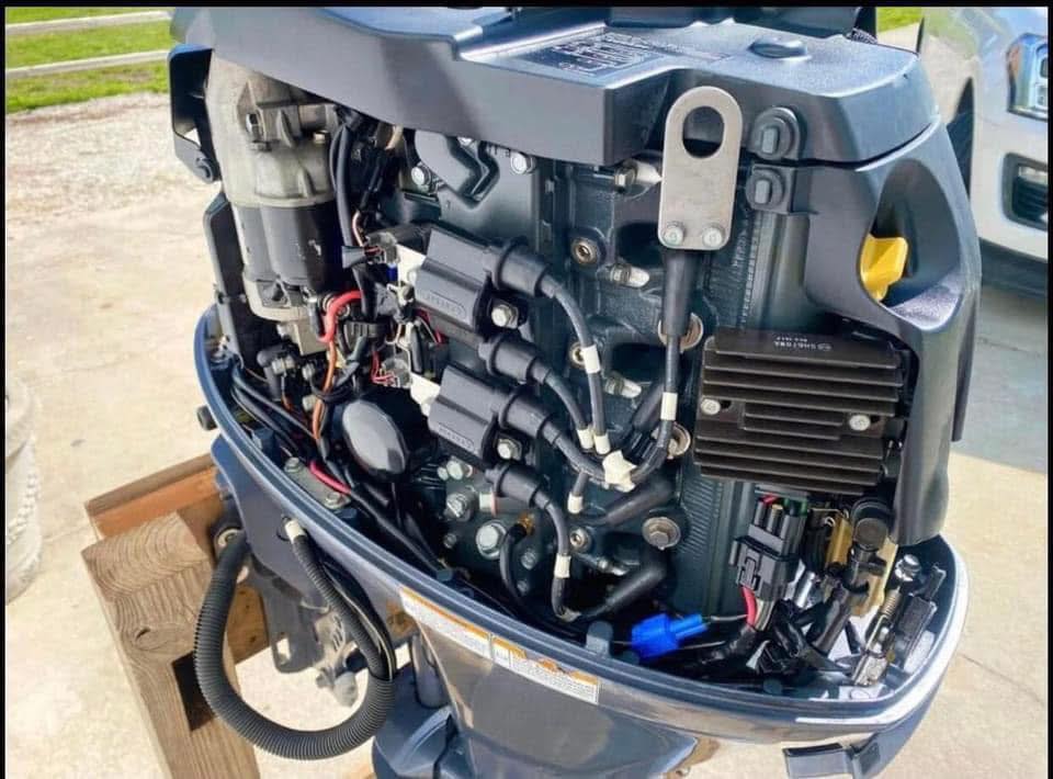 Yamaha Outboard Engine